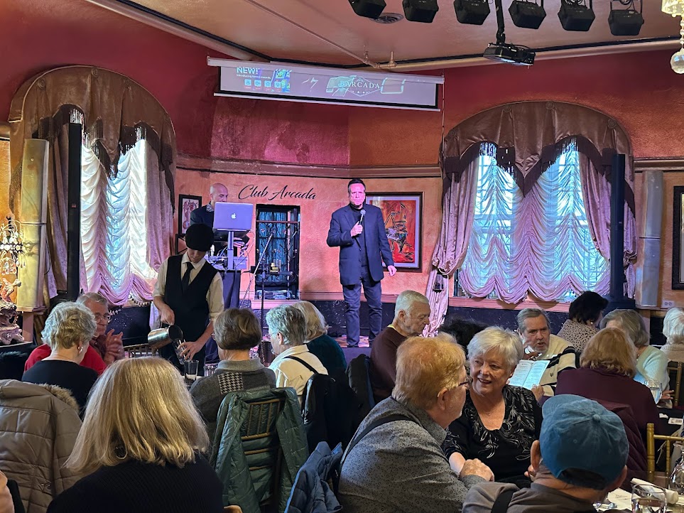 MaineStreamers Attend Sinatra Sunday at Club Arcada in St. Charles!